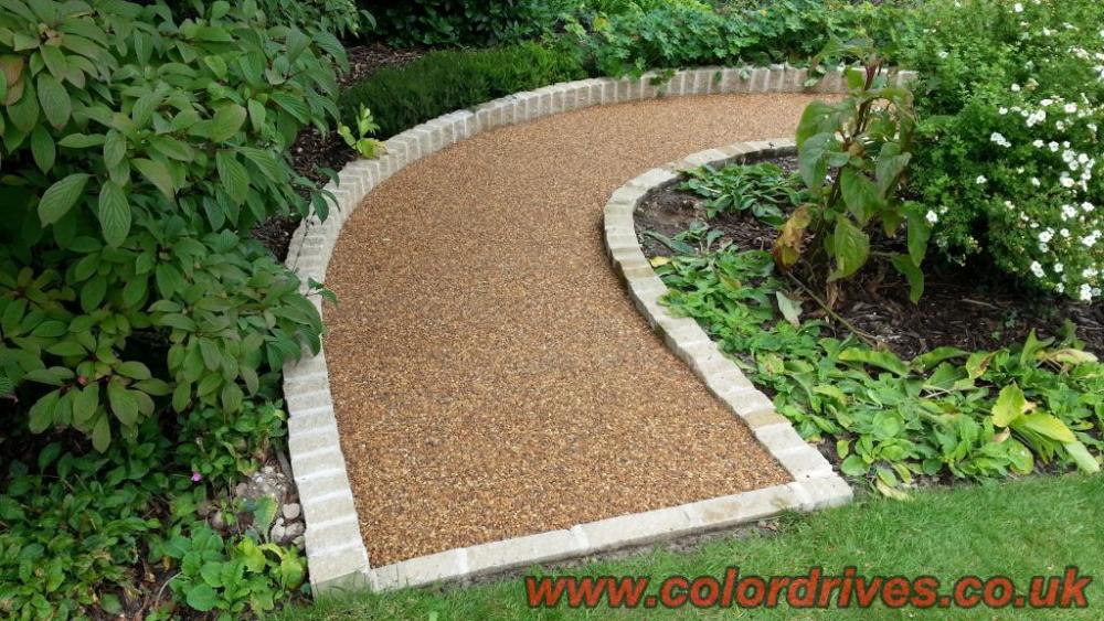 resin-bound-gravel-colordrives-driveways-patios-landscaping
